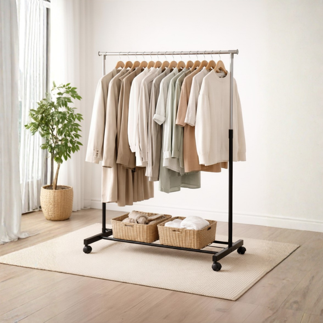 Perchero Exhibidor de Ropa Cromado con Negro XBH-CR13