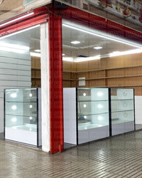 Vitrina Horizontal de MDF Blanco con 2 Niveles & Gaveteros con 6 Luces LED 110x120x50cm BNM24-006