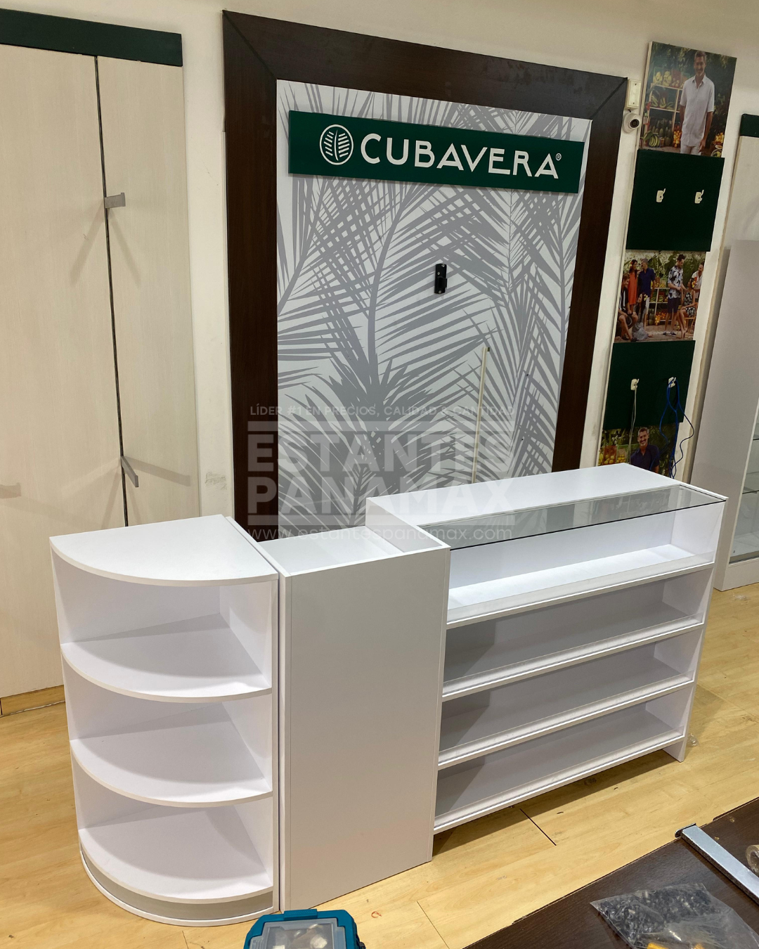 Mueble Frontal de MDF Blanco con 4 Niveles de Impulso 110x170x50cm KW-013