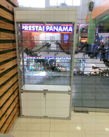 Vitrina Vertical de Aluminio Plateado con Blanco 3 Niveles con Gavetero y LED 200x100x30cm KD-010 / KW-005